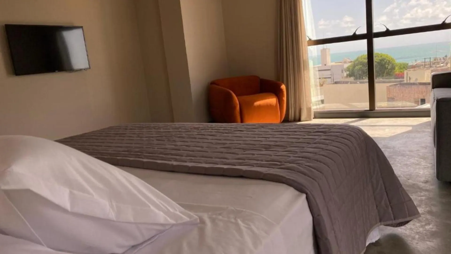 9006 Suites Natal Hotel